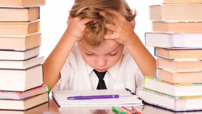 Negative Impact of Social Media on Young Kids Negative Impact of Social Media on Young Kids
